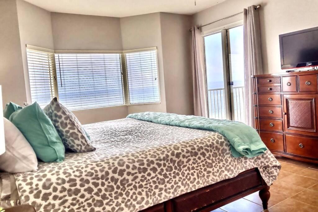 Happy Ours 2200 Sq Ft Corner Beachfront Sleeps 12 Panama City Beach Buitenkant foto
