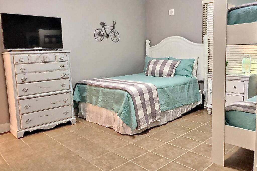Happy Ours 2200 Sq Ft Corner Beachfront Sleeps 12 Panama City Beach Buitenkant foto