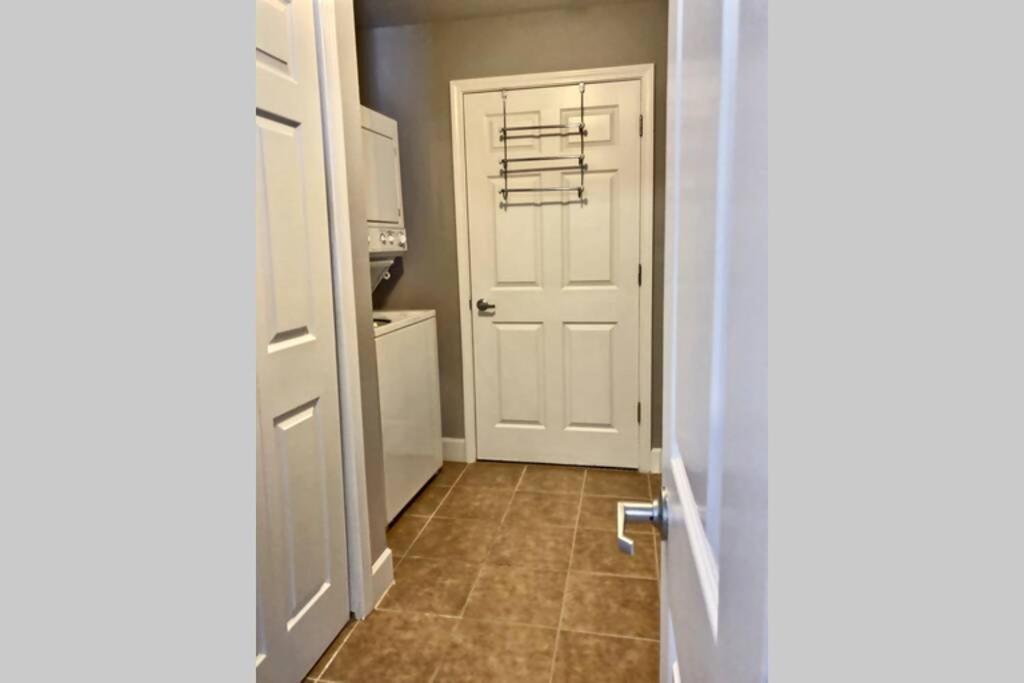 Happy Ours 2200 Sq Ft Corner Beachfront Sleeps 12 Panama City Beach Buitenkant foto